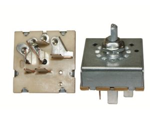 Drehknopf-Gebläse 4 Stufen zu CNH-Steyr Steyr Profi 4100, 4110, 4115, 4120, 4130, 6115, 6125, 6135, 6140, CVT 6165, 6180, 6200, 6210, 6225 passend zu Case Maxxum 100, 110, 115, 120, 125, 130, 140, MXU 100, 110, 115, 125, 130, 135, Puma 115, 125, 140, 155, 165, 165CVX, 180, 180CVX, 195, 195CVX, 210, 210CVX, 225CVX; NH T 6020, 6010, 6030, 6040, 6050, 6060, 6070, 6080, 6090, 7030, 7040, 7050, 7060, 7070, TS 100, 110, 115, 125, 130, 135, VL 5060, 5070, 5080, 5090, 6040, 6050, 6060, 6070, 6080, 6090, VM 3080, 3090, 4090, VN 2090, VX 7090, 9060L; Ö90942